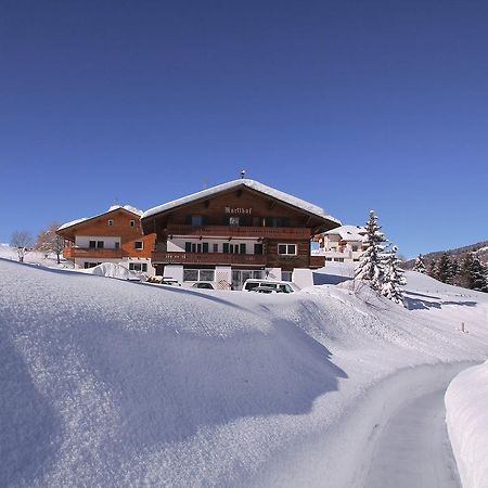 Отель Garni Martlhof Сельва-ди-Валь-Гардена Экстерьер фото